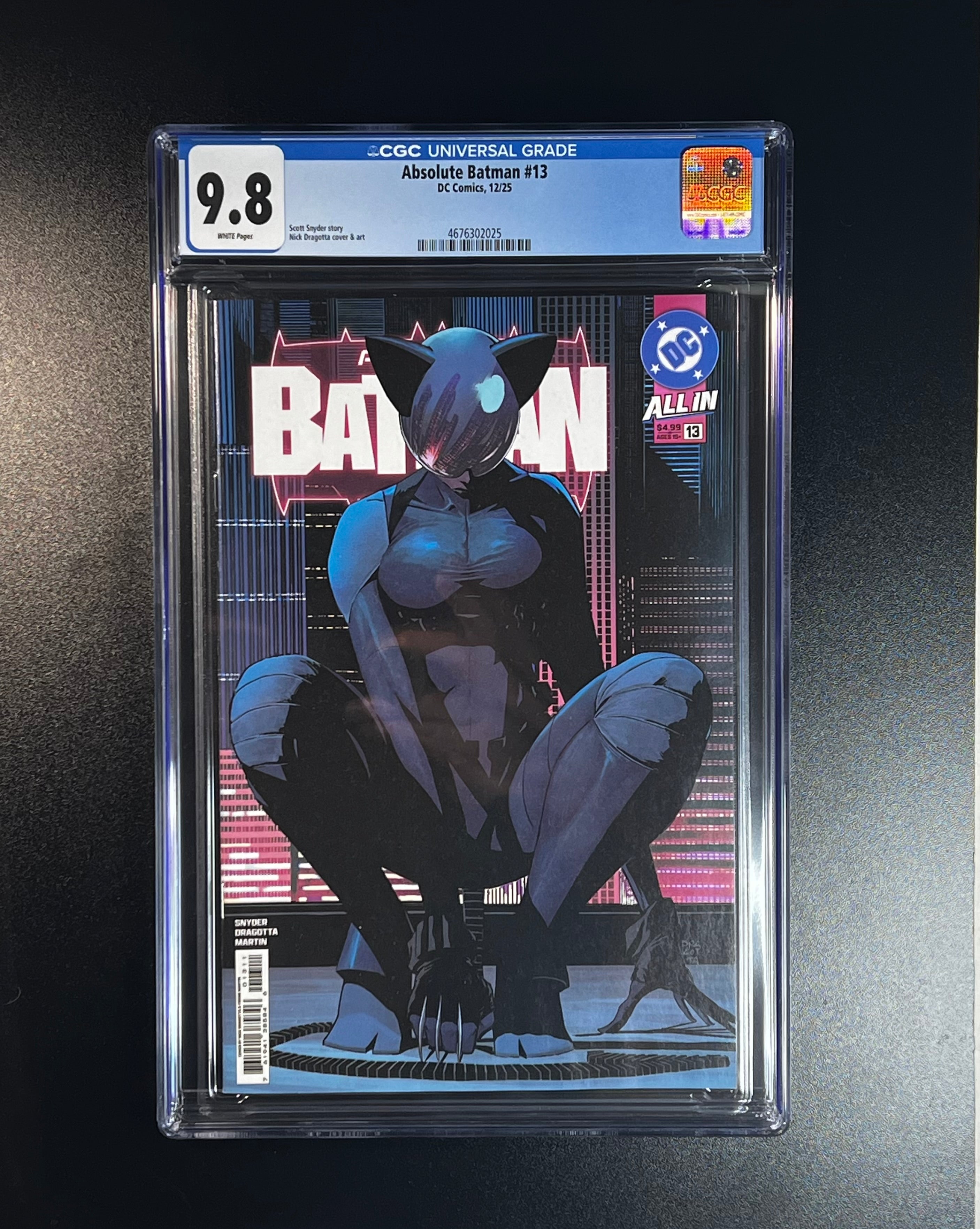 Absolute Batman #13 *Cover A 1st Print - DC Comics 12/25 (CGC 9.8 White Pages
